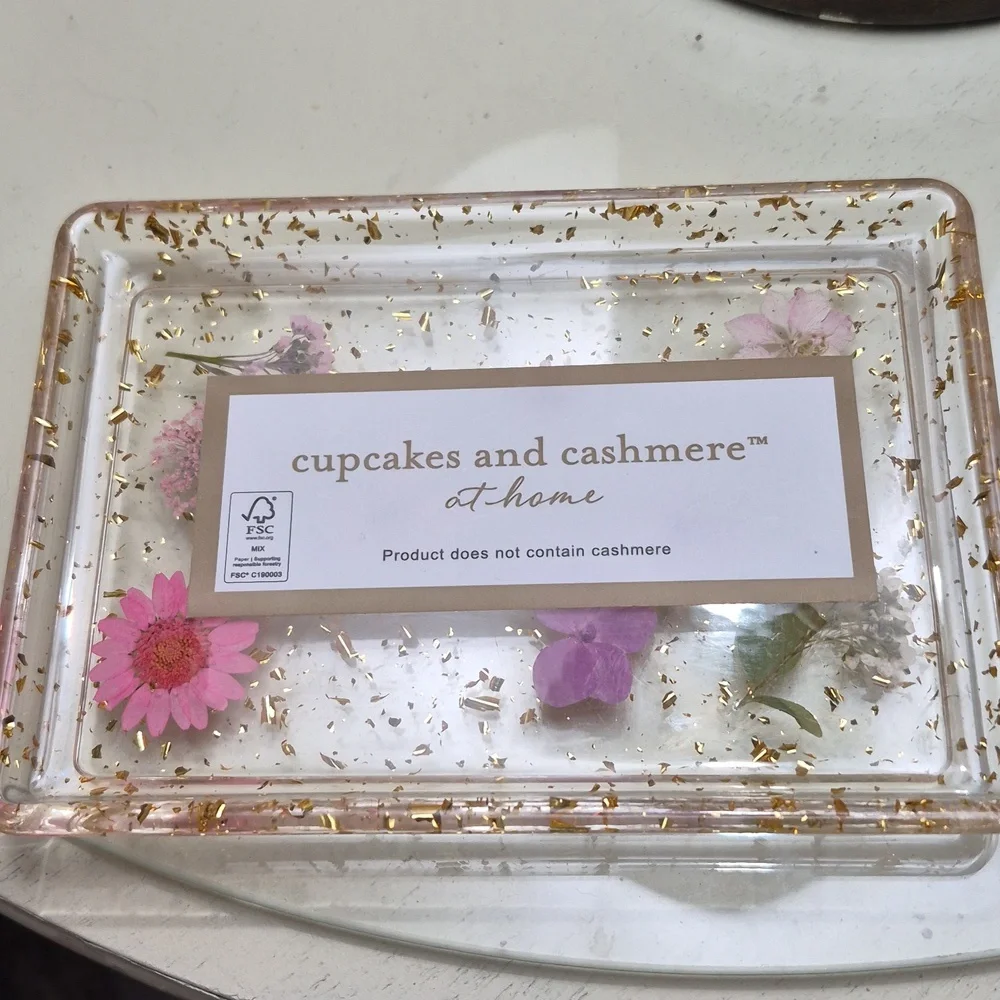 Cupcakes & Cashmere at Home clear dried pressed flowers trinket Tray